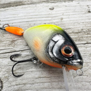 J Crank SFC 10.5cm ~31g: wake bait jointed floating. Vizibilitate maximă în ape tulburi și pe timp de noapte, ideal pentru știucă, somn și bass.